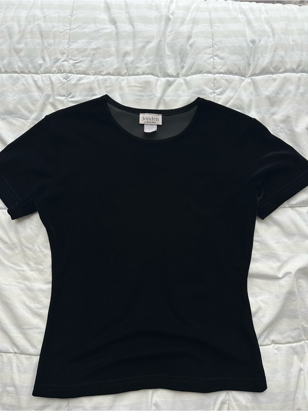 Jonden Black Short-Sleeve Velvet Tee